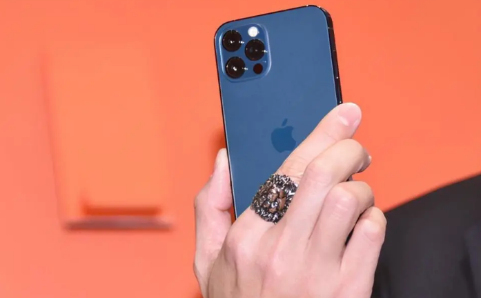 米东苹果手机维修分享iPhone12系列重启方法教程 
