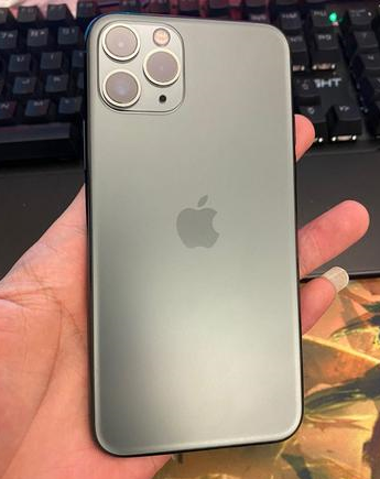 米东苹果维修点分享iPhone 11 Pro黑屏小众故障解析 